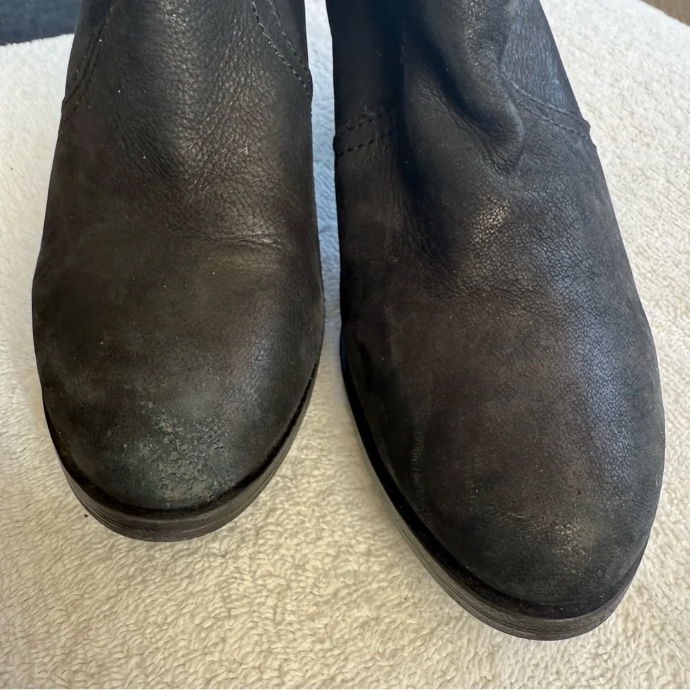 Vince Camuto Hillsy Black Suede Leather Ankle Boots Size 8.5